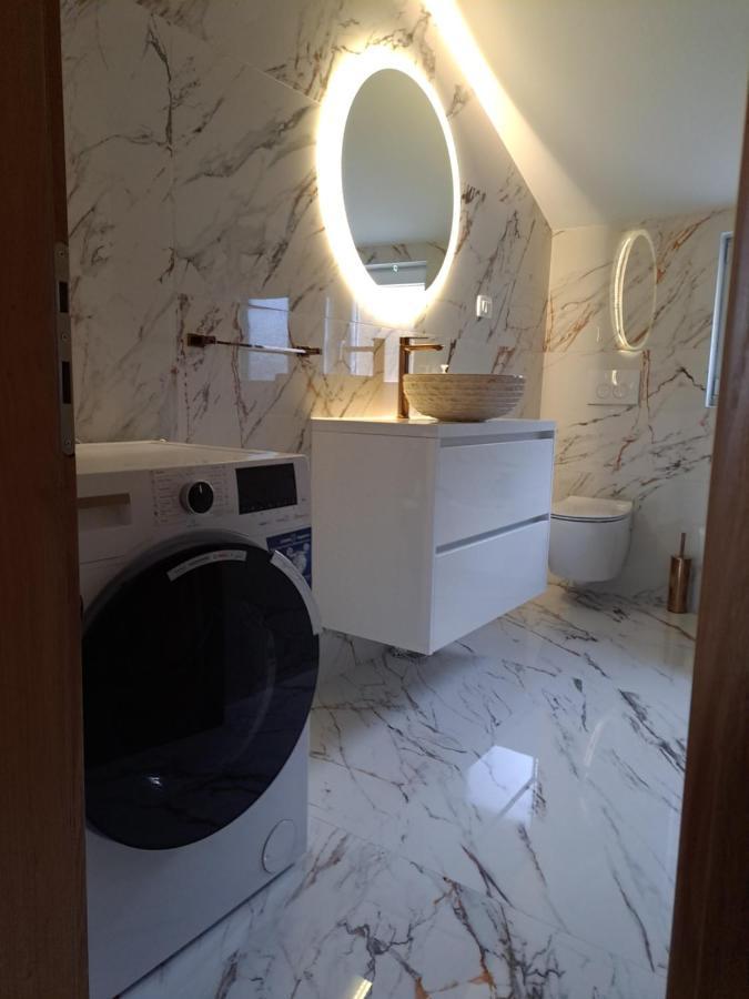 Apartman Vidas Palit Bagian luar foto