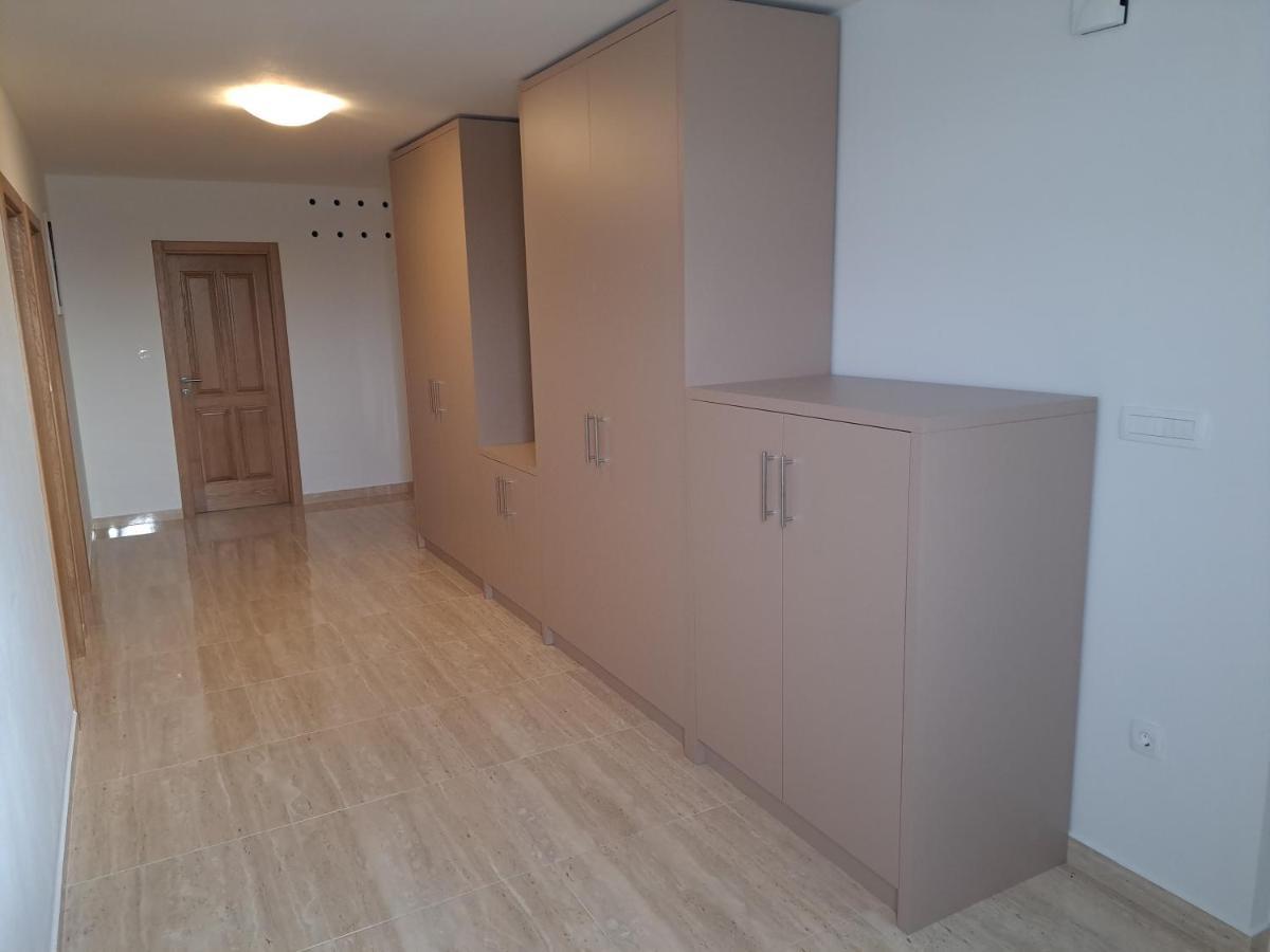 Apartman Vidas Palit Bagian luar foto