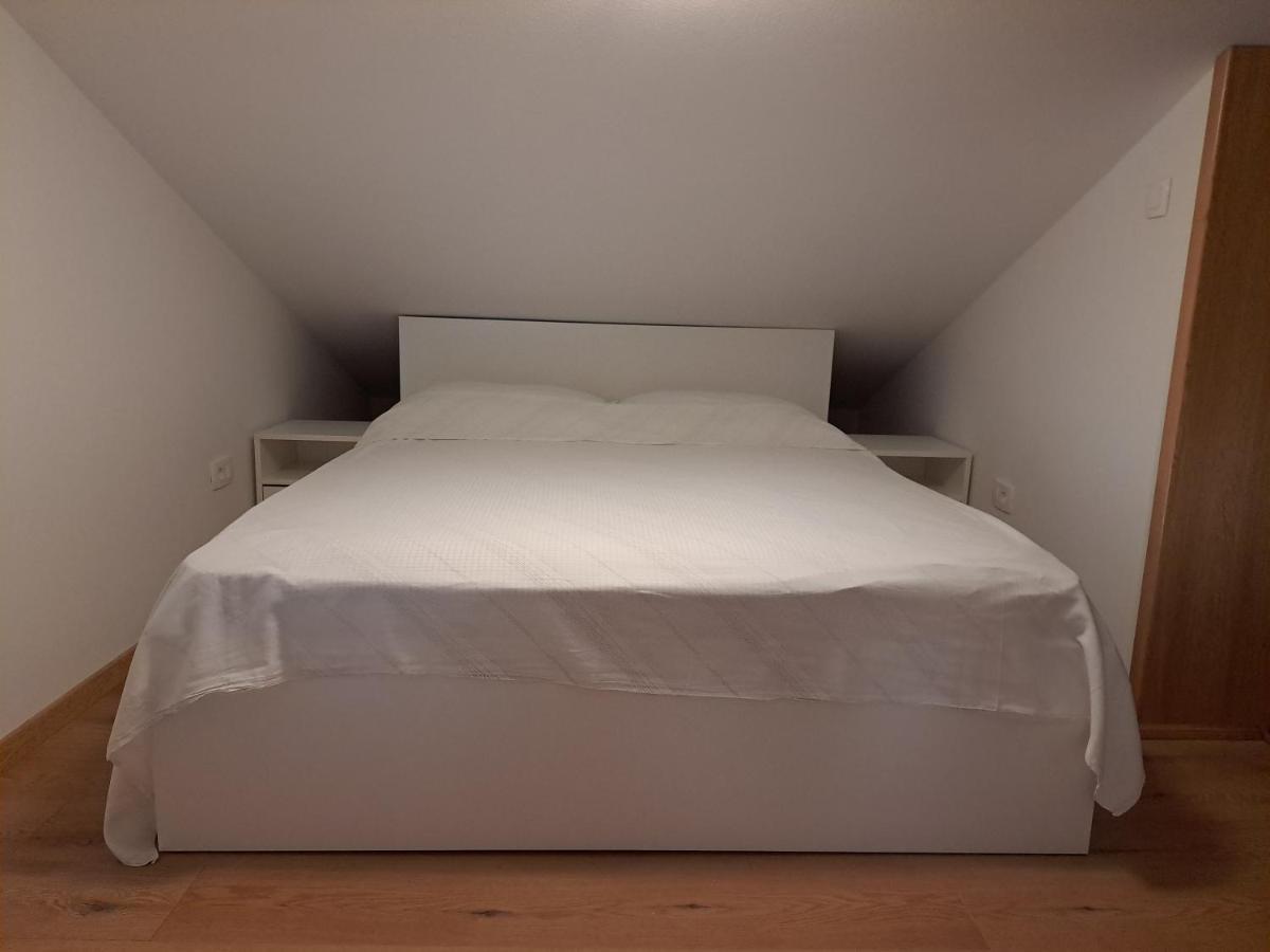 Apartman Vidas Palit Bagian luar foto