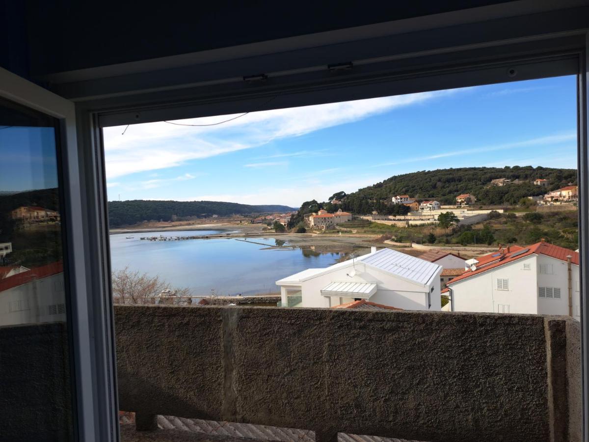 Apartman Vidas Palit Bagian luar foto