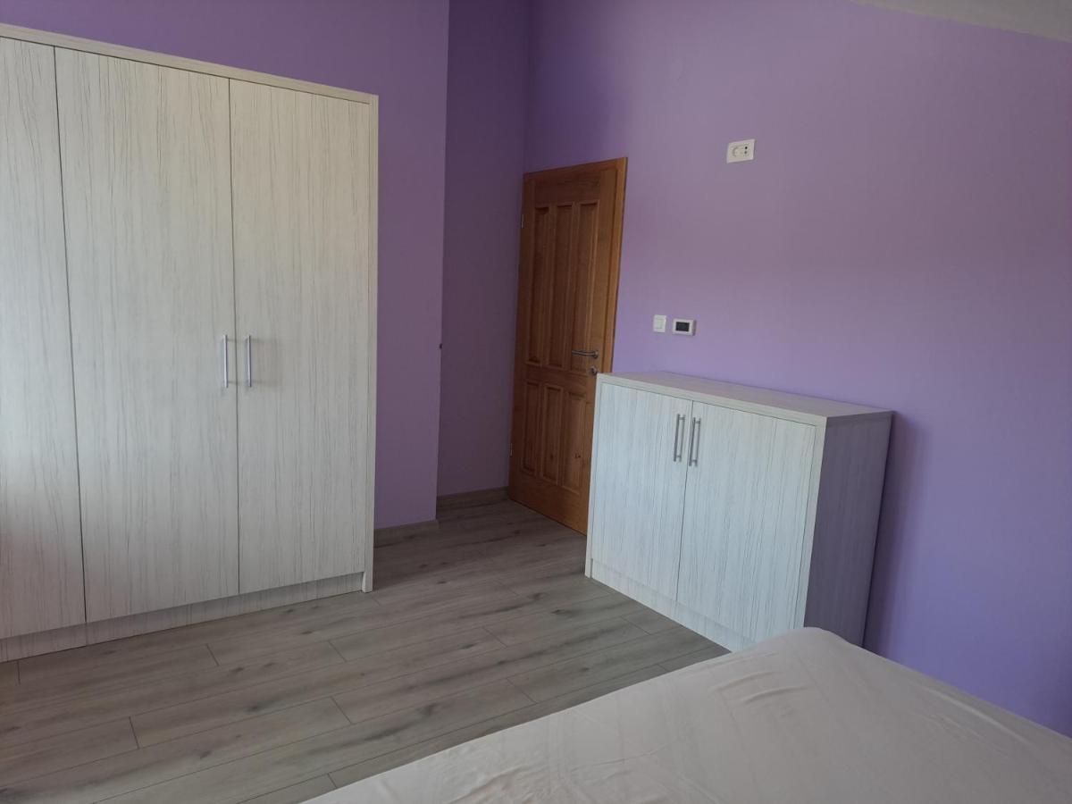 Apartman Vidas Palit Bagian luar foto